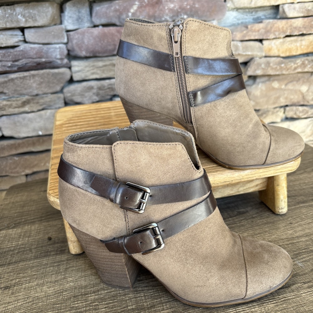 Carlos Santana Hadley Ankle Women's Sz 7.5 M Brown Suede Leather Side Zip